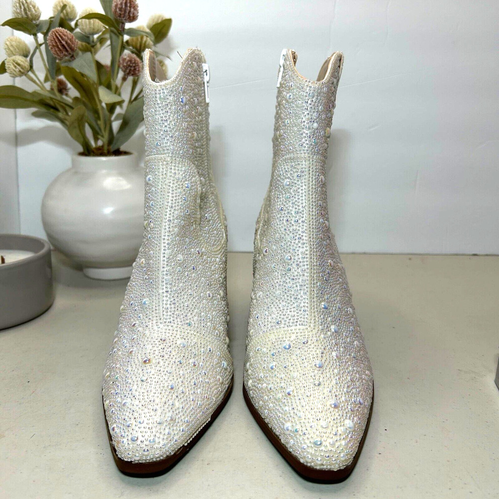 Betsey Johnson SB-Diva Pearl Short Boot Western Cowgirl Women 8 NWB Bridal - Picture 2 of 13